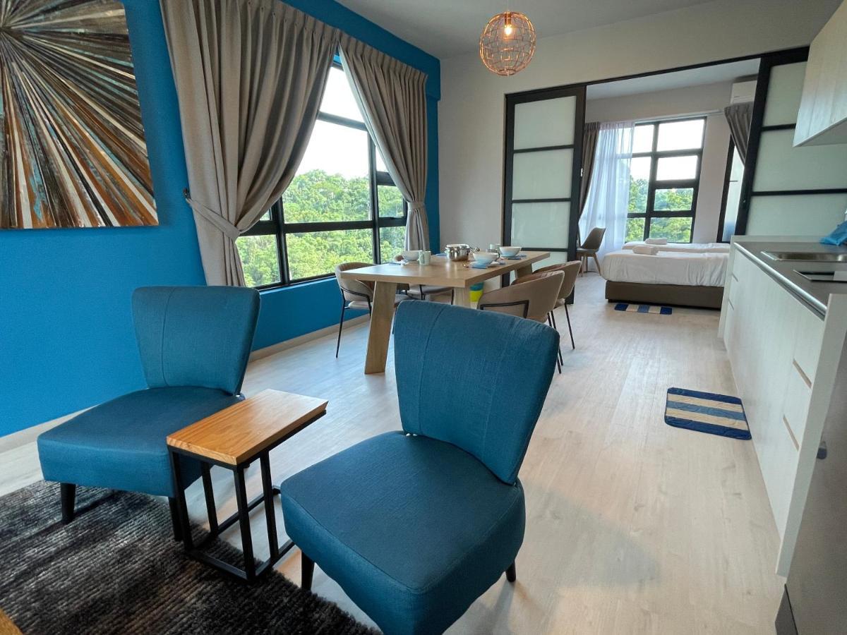 Seaview Luxury Condo Homestay 2Bed 2Bath Jesselton Quay By R2 Residence 코타키나발루 외부 사진