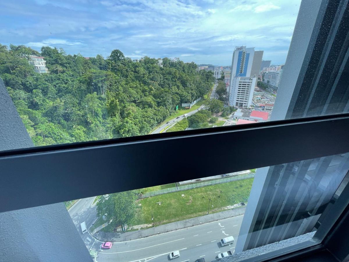 Seaview Luxury Condo Homestay 2Bed 2Bath Jesselton Quay By R2 Residence 코타키나발루 외부 사진